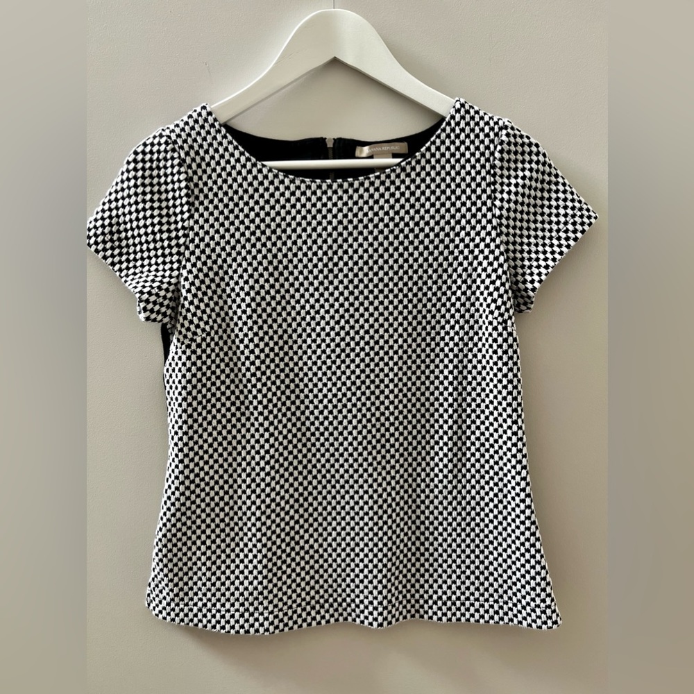 Banana Republic blouse size S